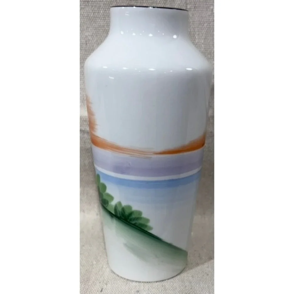 Meito China Hand Painted Japanese Landscape Cherry Blossom Bud Vase 6.5